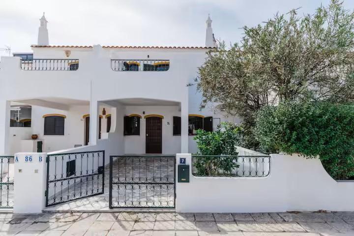 Staysalty - Resort Style Family Beach House With Pool Altura Exteriör bild